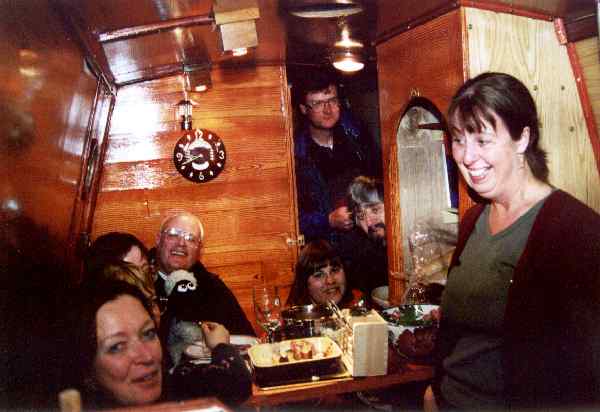 .... and just to prove it's possible, here are no less than NINE people eating in the cabin!